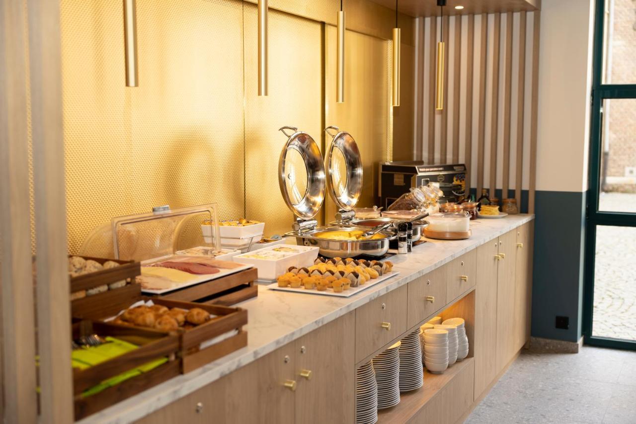 B&B Hotel 哈瑟尔特 外观 照片